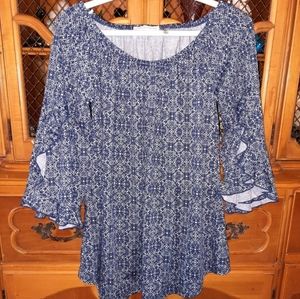 Notations Blue print Shirt Made in USA Artsy Boho Flowy Tunic Top Blouse Small